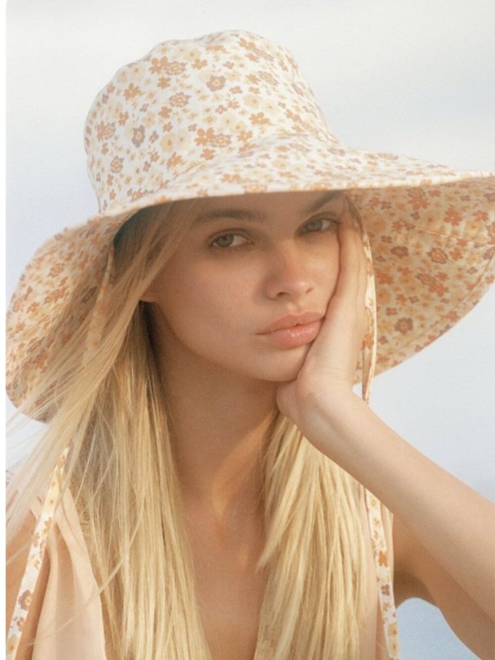 NEW Lack of Color Holiday Bucket Hat SPF 50+
